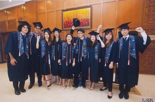 2015 ISKL Graduates